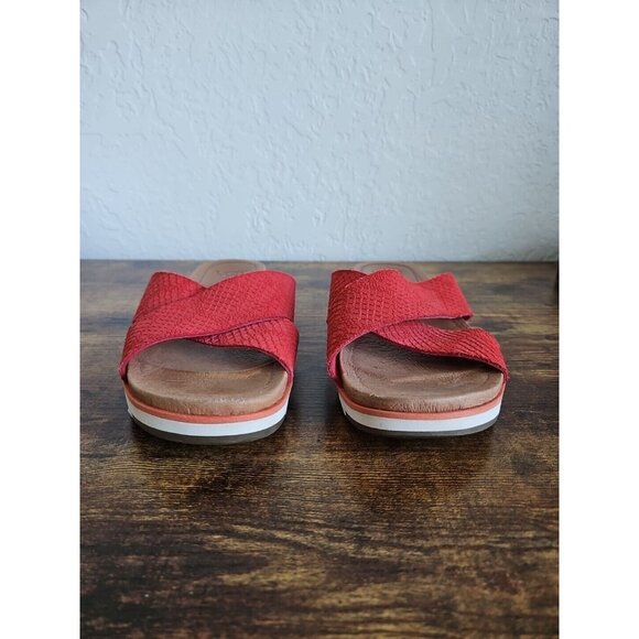 Womens UGG Kari slip on Sandles Slodes Sz 8 Orange Coral Color Comfort Barbie - Picture 2 of 9